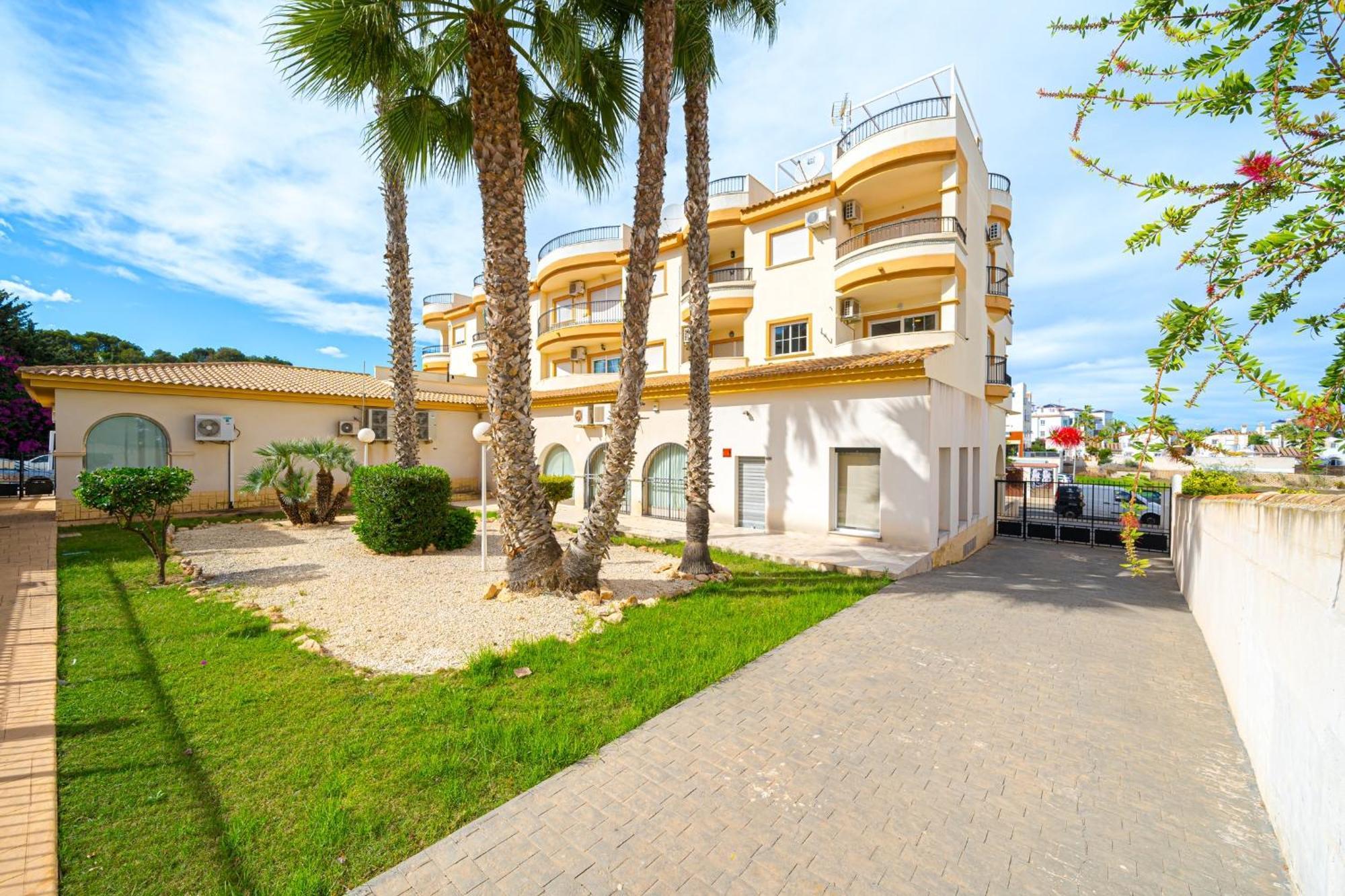 Villamartin Apartment. Excellent Location For Golfers, Cyclists And Hikers Εξωτερικό φωτογραφία